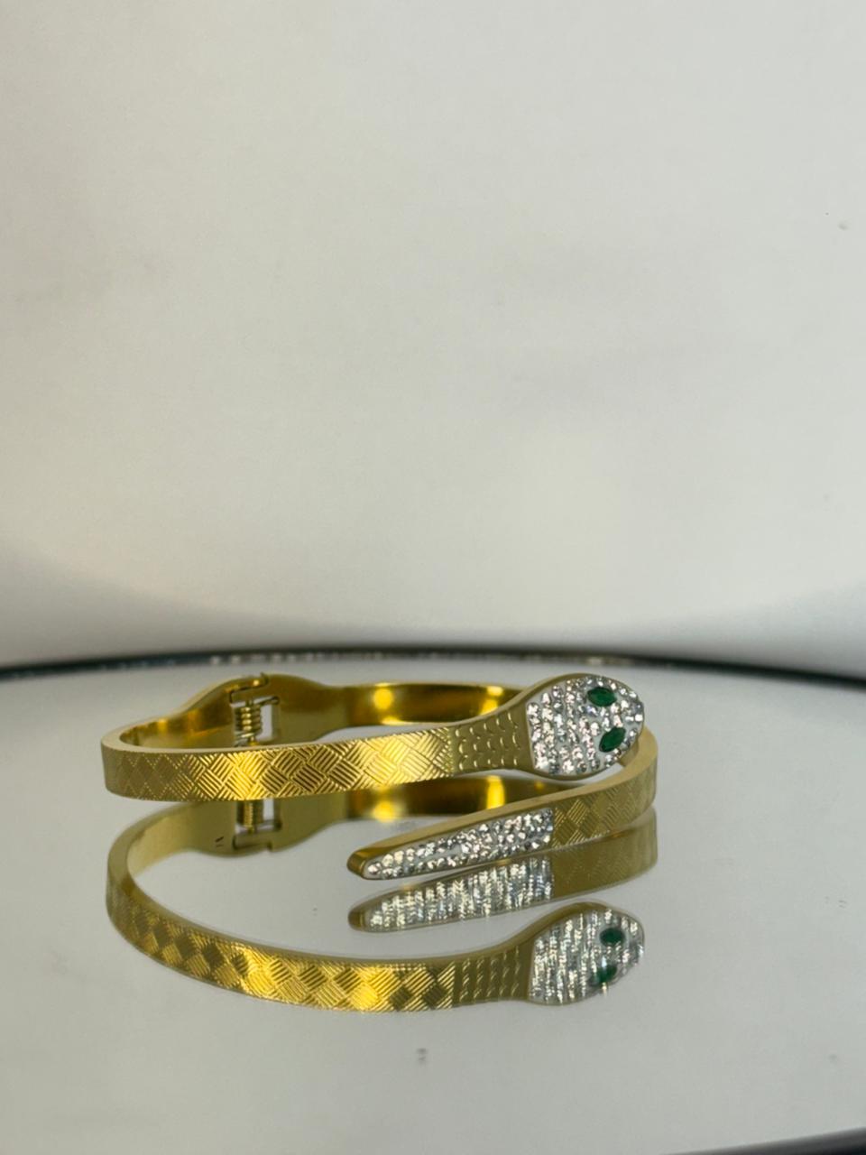 Viperia Gold Snake Bracelet