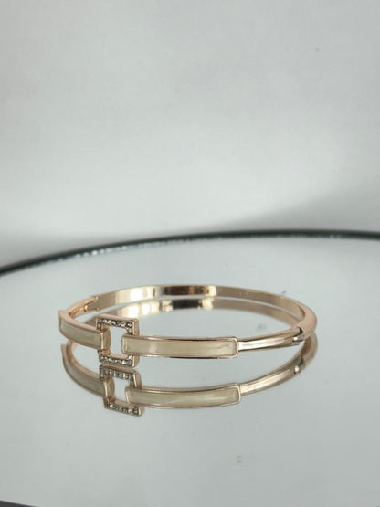 Rosea Link Crystal Bracelet