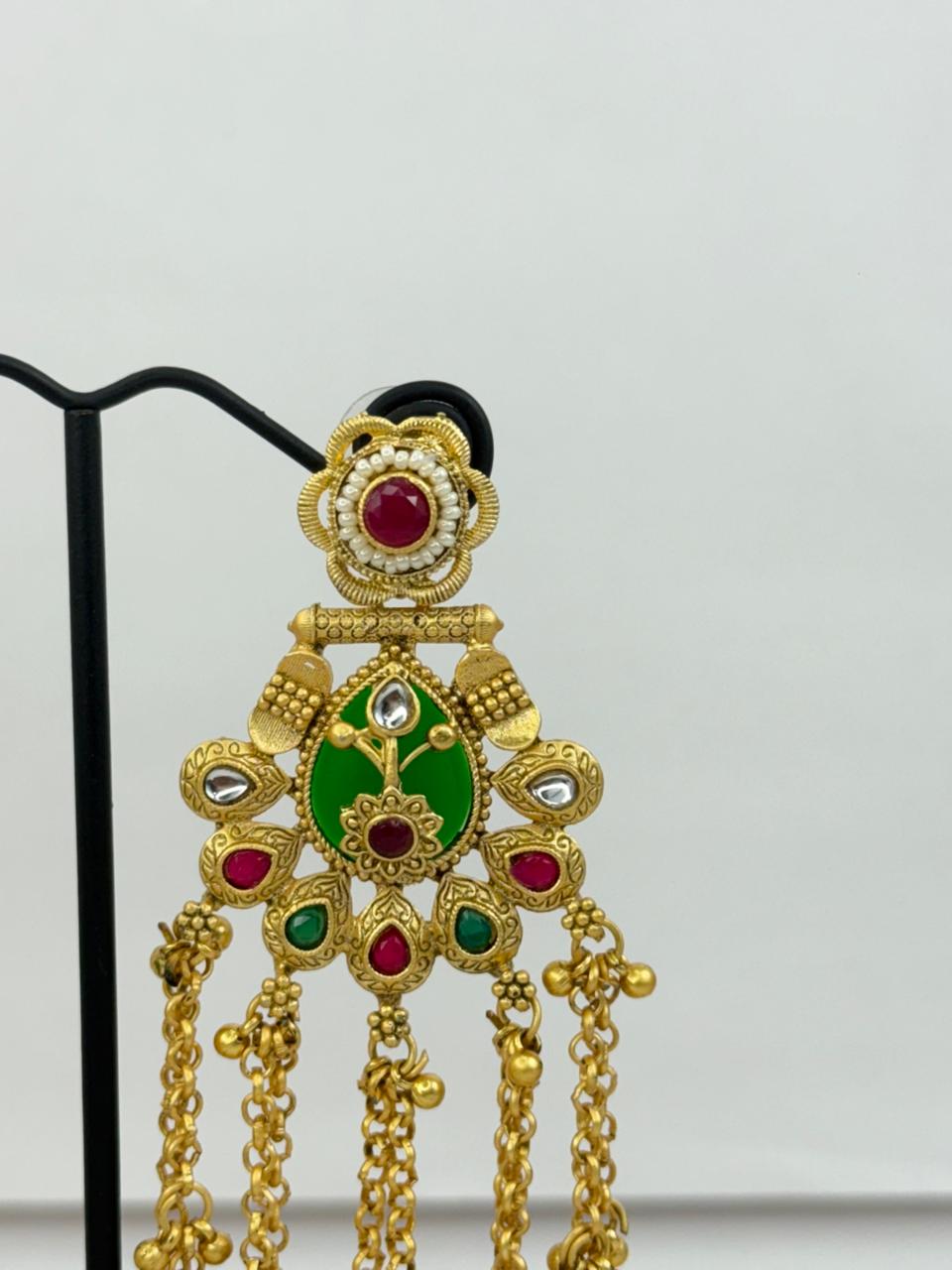 Shringaar Riyasat Earings