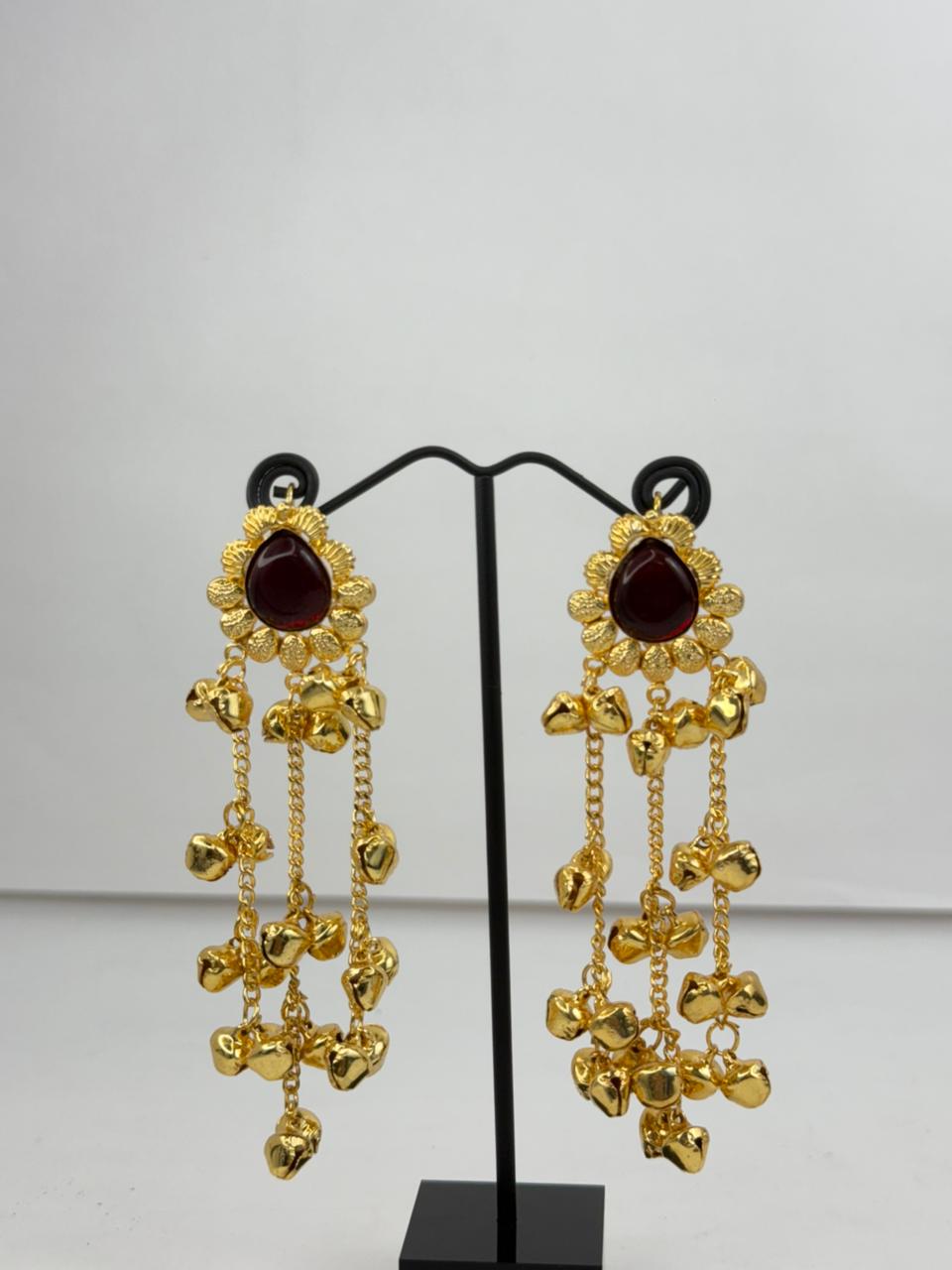 Riwaayat Ruby Earings