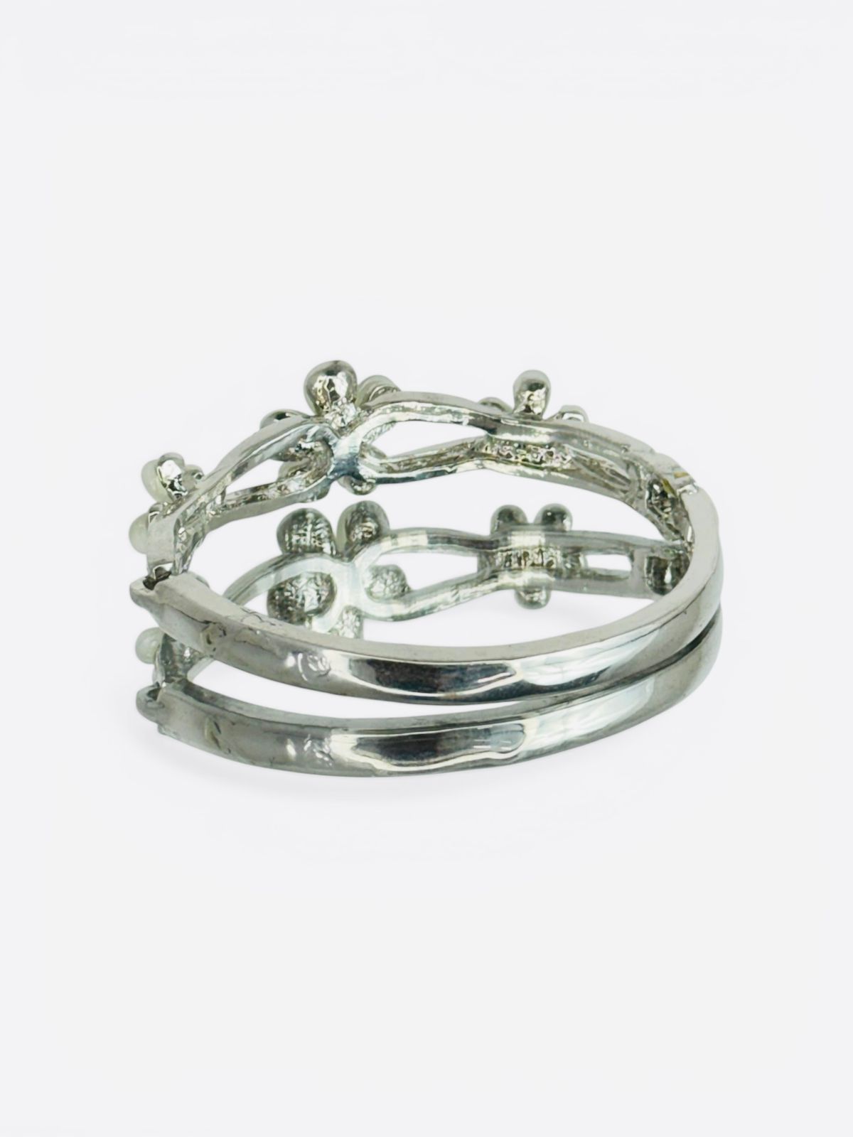 Petal Veil Crystal Bracelet