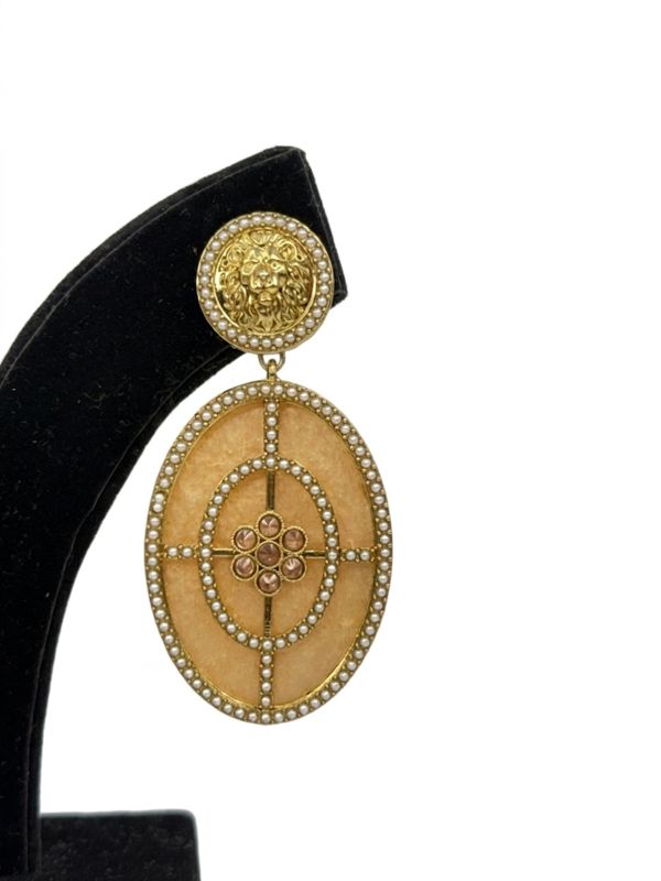 Rajvanshi Oval Polki Earrings