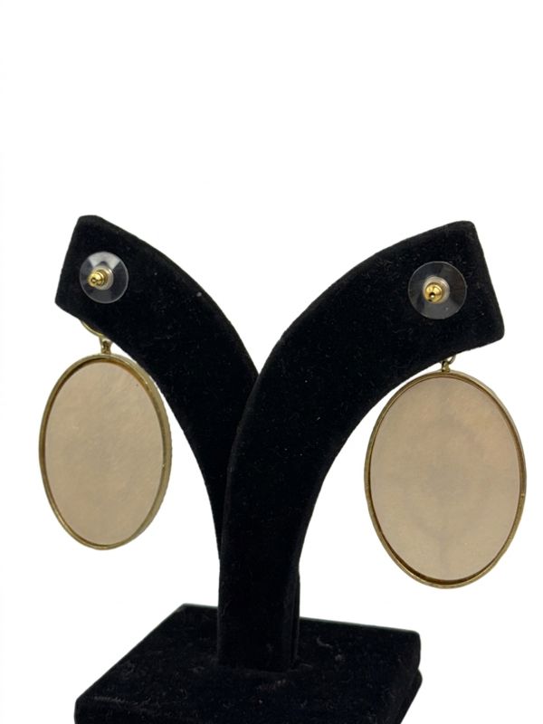 Rajvanshi Oval Polki Earrings
