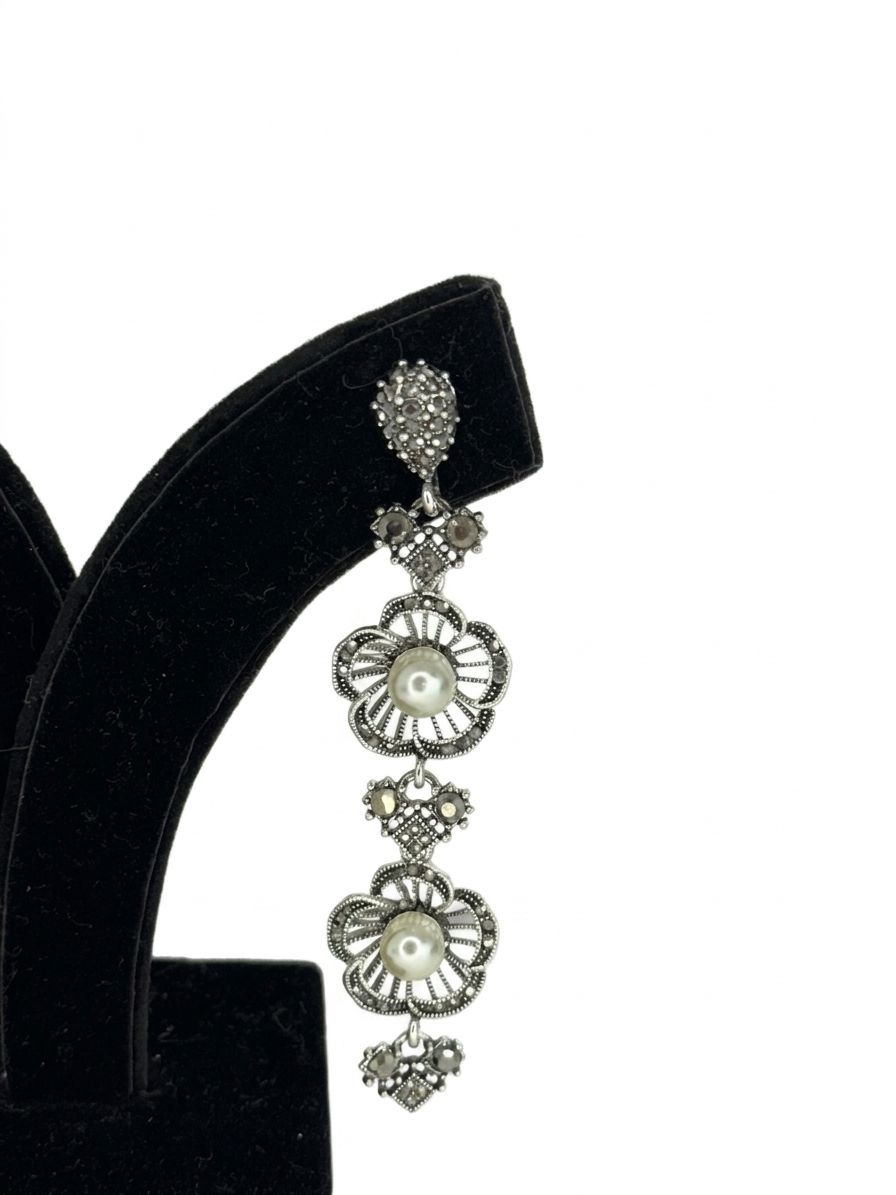 Kavya Pearl Chain Earrings