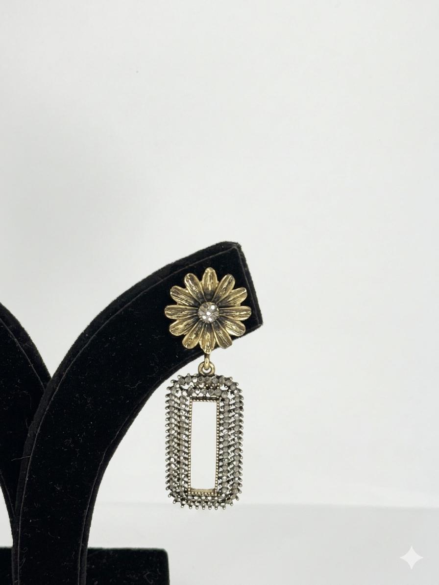 Suhana Floral Charm Earrings