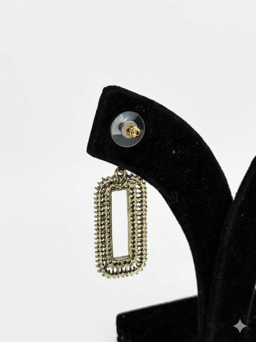 Suhana Floral Charm Earrings